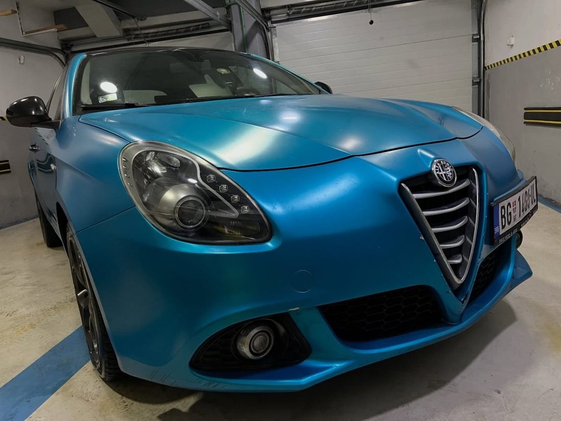 Alfa Romeo Giulietta — poliranje farova sa keramikom
